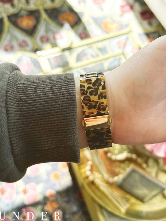 Plunder Panthera Leopard Print Apple Watch Band Gold Hardware 38/40/41mm